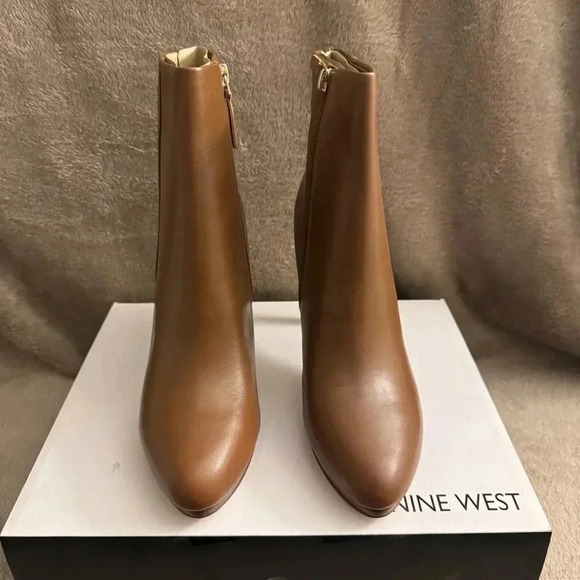 NINE WEST - Quanette Booties
Brown - New in box - Picture 2 of 5